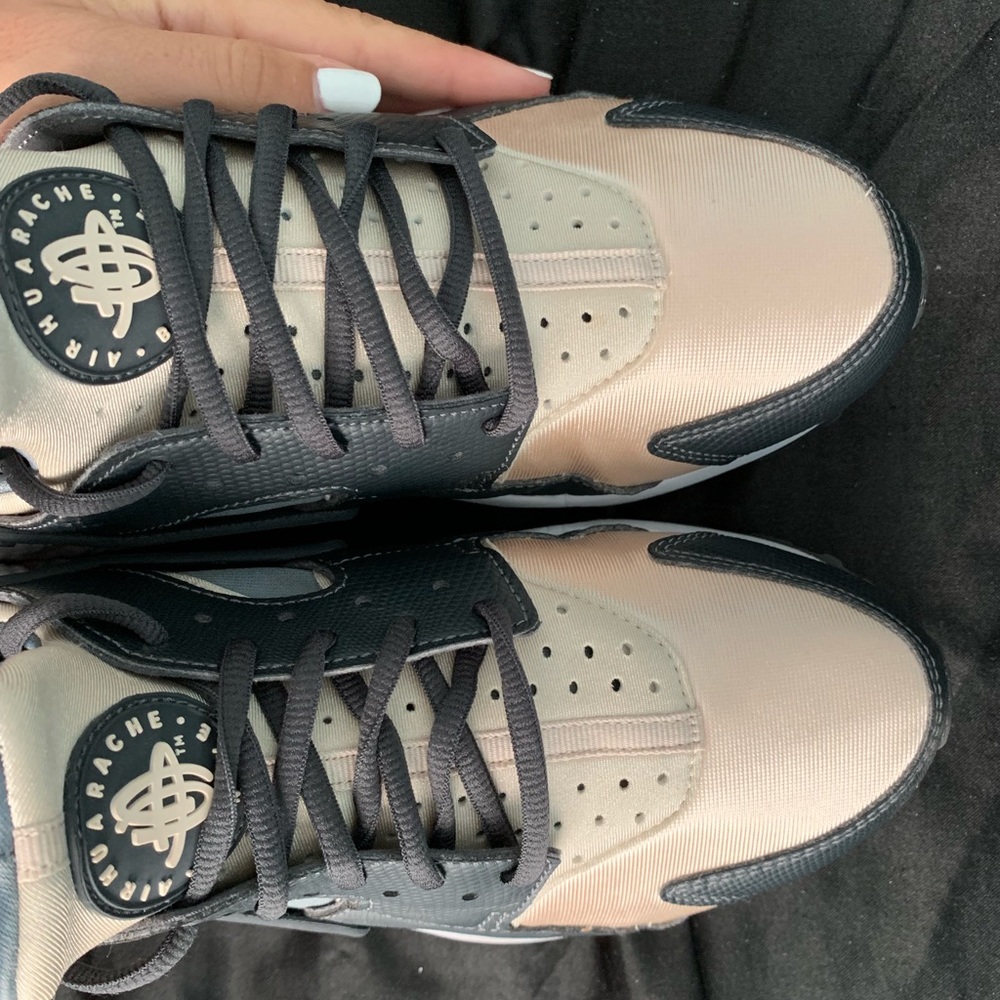 ⬛️NIKE AIR HUARACHE⬛️